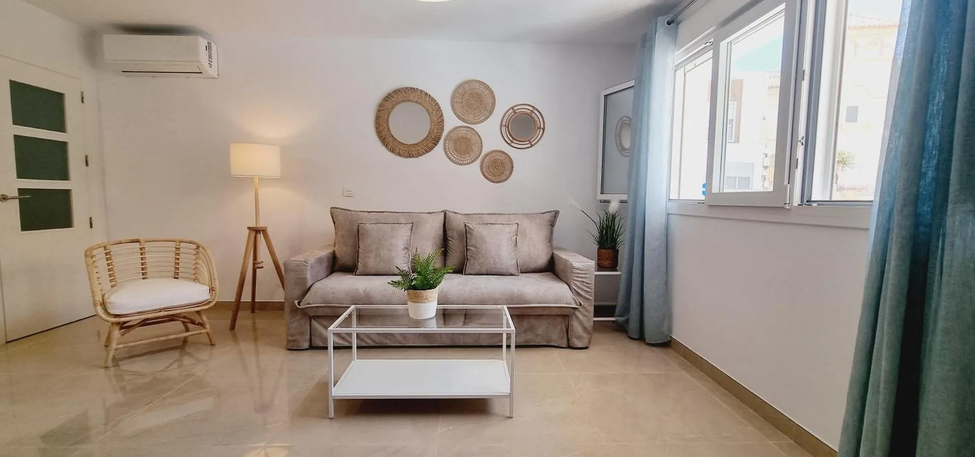 Apartment Royal Beach Palace Roquetas de Mar Spain
