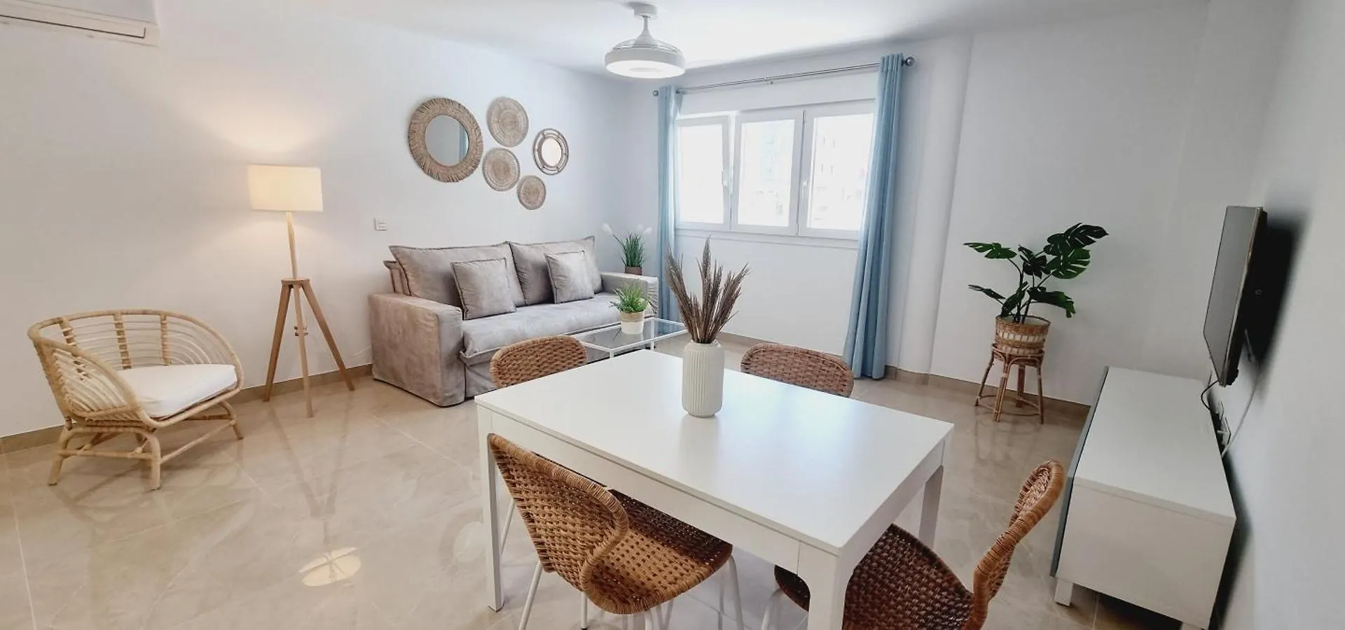 Apartment Royal Beach Palace Roquetas de Mar
